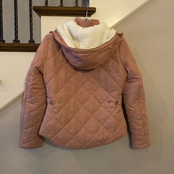 Quilted Puffer Jacket with Removable Hood. Size Small. - Picture 6 of 11